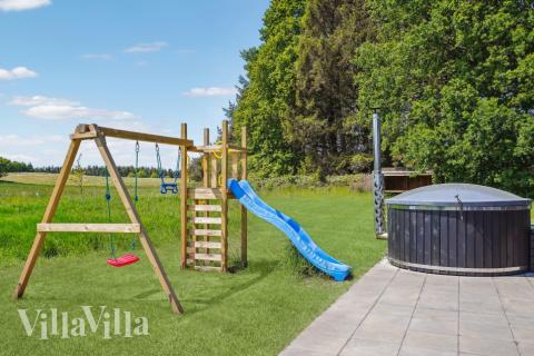 Neben den vielen schönen Stunden, die man im Poolbereich des Hauses verbringen kann, bietet das Luxusferienhaus 581 auch zahlreiche Freizeitangebote im Freien