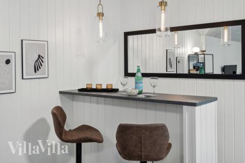 Das Ferienhaus 593 ist mit eigener Bar ausgestattet