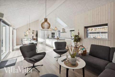 Die Couchecke im Luxusferienhaus Nr. 594 in Südjütland.