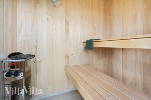 Genießen Sie die heiße Sauna im Luxusferienhaus Nr. 598 für 20 Personen