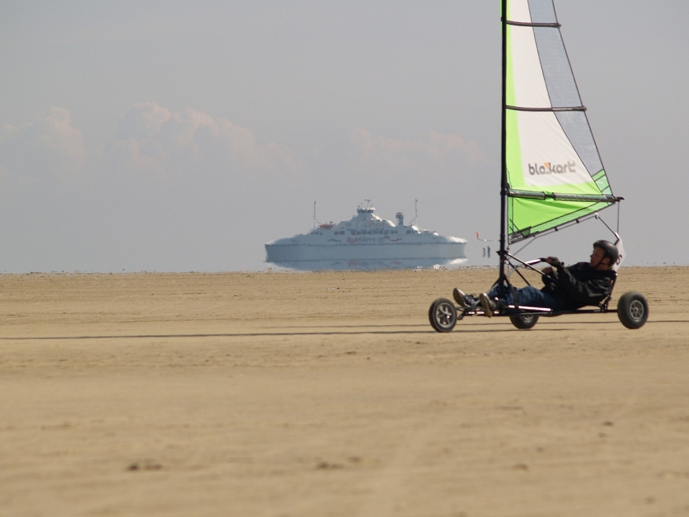 Der Strand in der Nähe von Luxusferienhaus Nr. 600 in Südjütland lädt zum Spazierengehen ein.