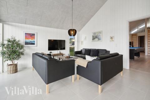 Die Couchecke im Luxusferienhaus Nr. 600 in Südjütland.