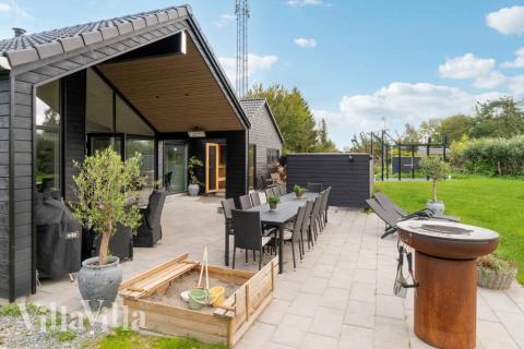 Das Luxusferienhaus Nr. 582 hat eine tolle Terrasse, die mit hochwertigen Gartenmöbeln für 14 Personen ausgestattet ist.