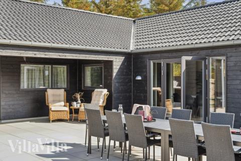 Große Terrasse am Luxusferienhaus Nr. 585 in Westjütland.