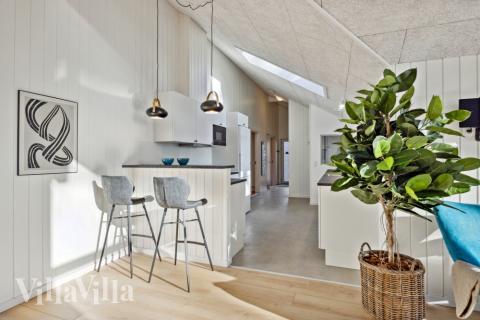 Aufenthaltsraum mit Platz für 12 im Luxusferienhaus Nr. 753.