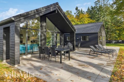 Das Luxusferienhaus Nr. 754 hat eine tolle Terrasse, die mit hochwertigen Gartenmöbeln für 12 Personen ausgestattet ist.