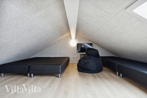 Einige der 16 Schlafgelegenheiten befinden sich im Luxusferienhaus Nr. 756 auf dem ausgebauten Dachboden