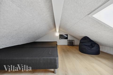 Einige der 16 Schlafgelegenheiten befinden sich im Luxusferienhaus Nr. 757 auf dem ausgebauten Dachboden