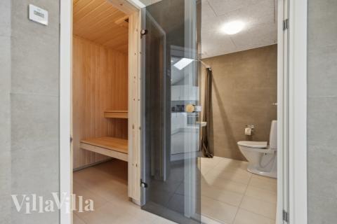 Genießen Sie die heiße Sauna im Luxusferienhaus Nr. 757 für 16 Personen