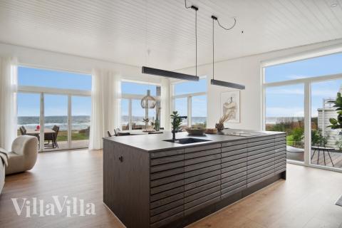 Die Küche in dem Luxusferienhaus Nr. 606 ist so gut ausgestattet, dass man problemlos Mahlzeiten für 6 Personen zubereiten kann.