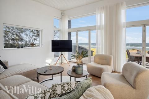 Die Couchecke im Luxusferienhaus Nr. 606 in Ostjütland.