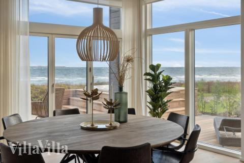 Aufenthaltsraum mit Platz für 6 im Luxusferienhaus Nr. 606.