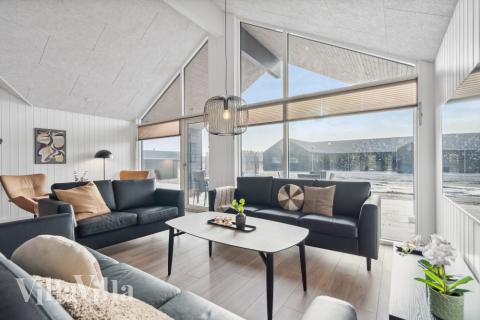 Aktivitätsraum im Luxusferienhaus Nr. 608 mit 10 Schlafzimmern und Platz für 26 Gäste.