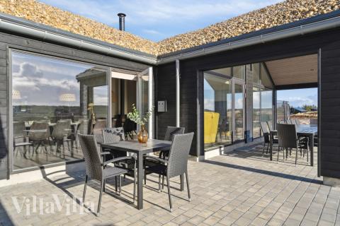 Große Terrasse am Luxusferienhaus Nr. 609 in Westjütland.
