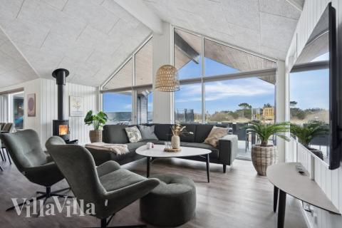 Die Couchecke im Luxusferienhaus Nr. 610 in Westjütland.