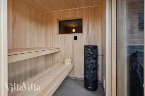Genießen Sie die heiße Sauna im Luxusferienhaus Nr. 611 für 20 Personen