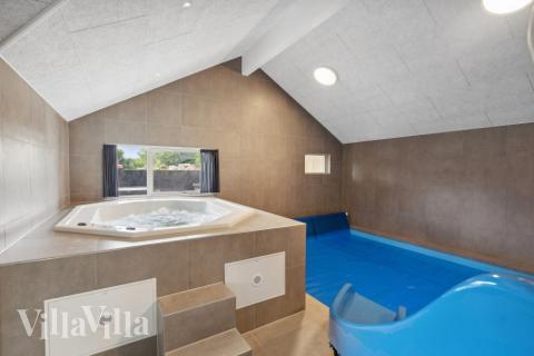 Das Luxusferienhaus Nr. 611 bietet u. a. einen tollen Whirlpool