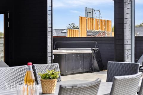 Große Terrasse am Luxusferienhaus Nr. 615 in Nordjütland.