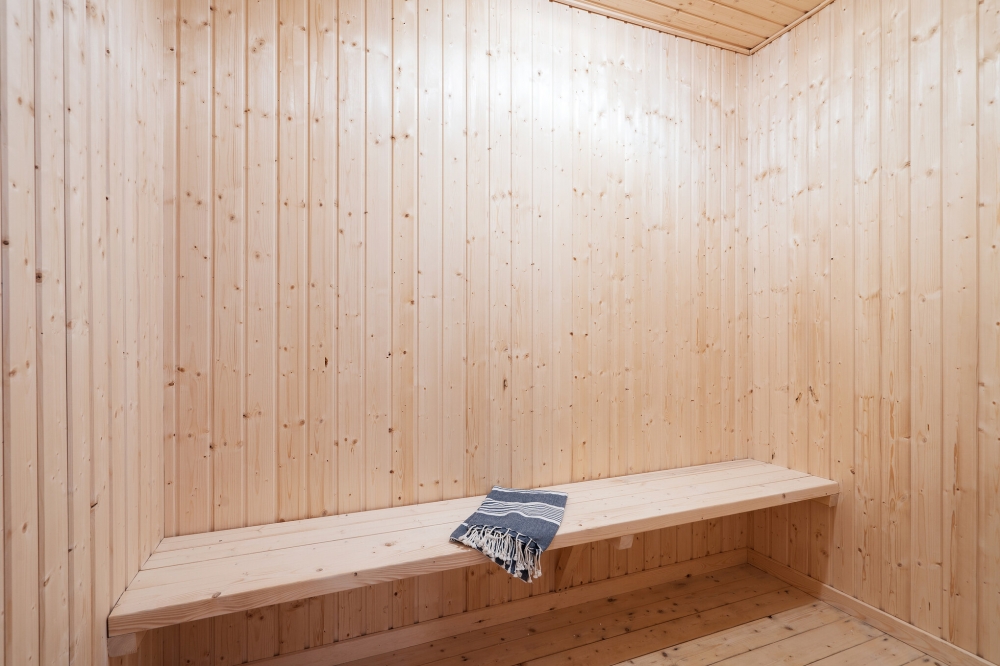 Genießen Sie die heiße Sauna im Luxusferienhaus Nr. 623 für 15 Personen