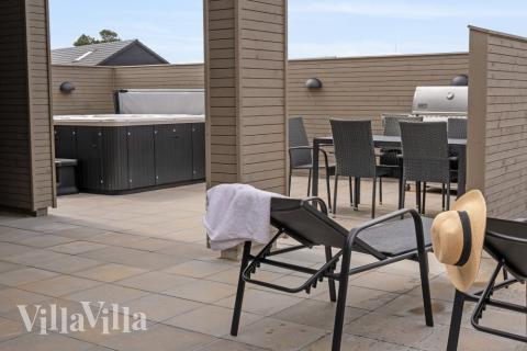 Große Terrasse am Luxusferienhaus Nr. 624 in Südjütland.