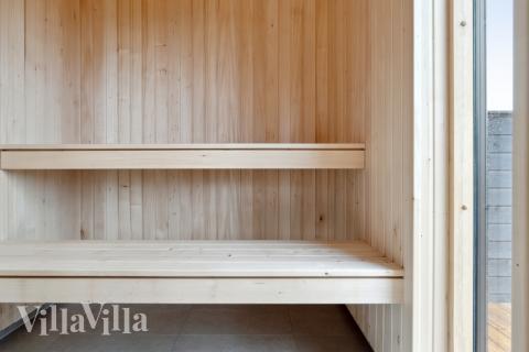 Genießen Sie die heiße Sauna im Luxusferienhaus Nr. 634 für 18 Personen