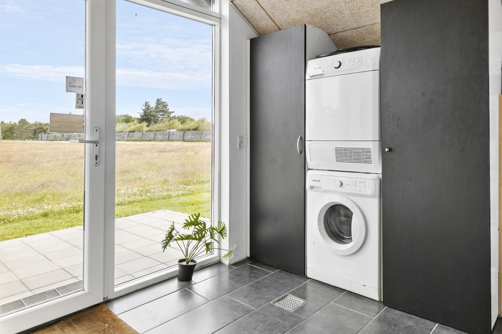 Der geräumige Eingangsbereich im Luxusferienhaus Nr. 637 in Nordjütland