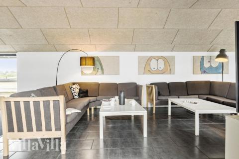 Die Couchecke im Luxusferienhaus Nr. 637 in Nordjütland.