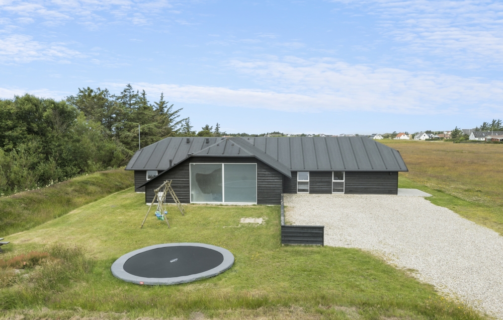 Dieses schöne Poolhaus Nr. 637 mit Platz für 24 Personen liegt in Nordjütland