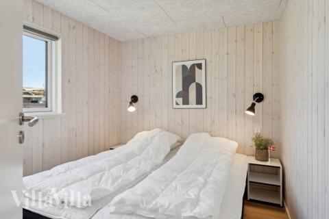 Eines der 6 Schlafzimmer im Luxusferienhaus Nr. 818