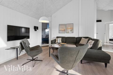 Die Couchecke im Luxusferienhaus Nr. 824 in Ostjütland.