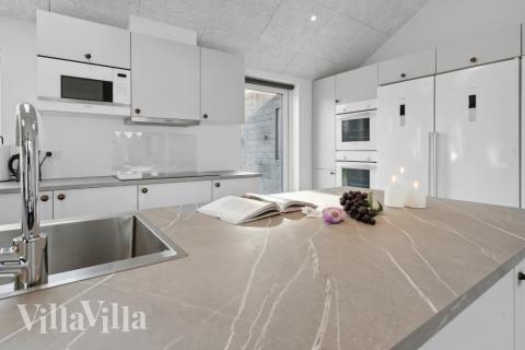 Die Küche im Luxusferienhaus Nr. 824 ist gut eingerichtet.