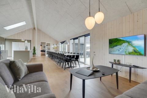 Die Couchecke im Luxusferienhaus Nr. 830 in Ostjütland.