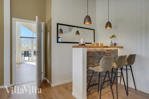 Das Ferienhaus 832 ist mit eigener Bar ausgestattet