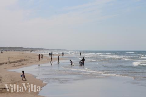 Der Strand in der Nähe von Luxusferienhaus Nr. 659.