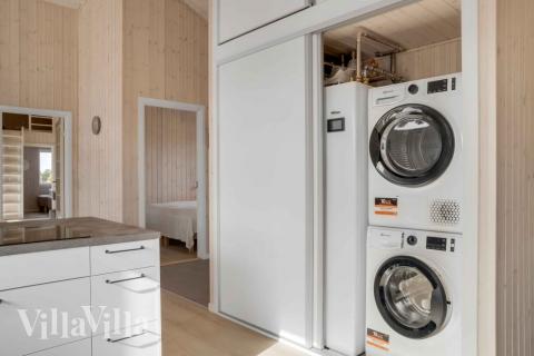 In der Küche des Luxusferienhauses ist alles vorhanden, was man braucht, um Mahlzeiten für 14 Personen zuzubereiten.