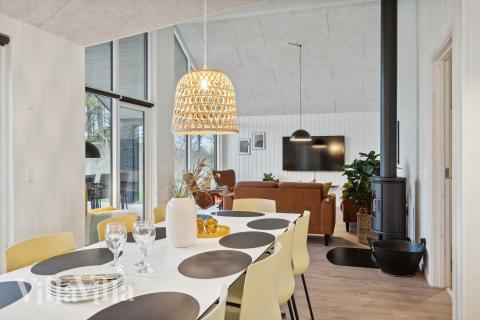 Der Aufenthaltsraum bietet Platz für 14 Personen, wenn ihr das Ferienhaus 647 in Fünen und seine Inseln besucht.