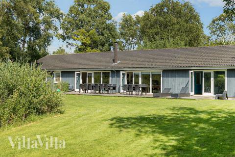 Dieses schöne Poolhaus Nr. 681 mit Platz für 17 Personen liegt in Nordseeland