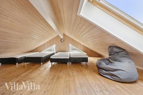 Einige der 20 Schlafgelegenheiten befinden sich im Luxusferienhaus Nr. 220 auf dem ausgebauten Dachboden