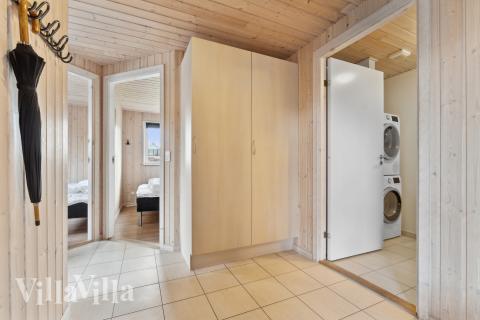 Der geräumige Eingangsbereich im Luxusferienhaus Nr. 220 in Fünen und seine Inseln