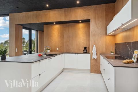 Gut ausgestattete Küche im Luxusferienhaus Nr. 684 in Limfjord.