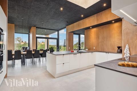 Die Küche im Luxusferienhaus Nr. 684 ist gut eingerichtet.