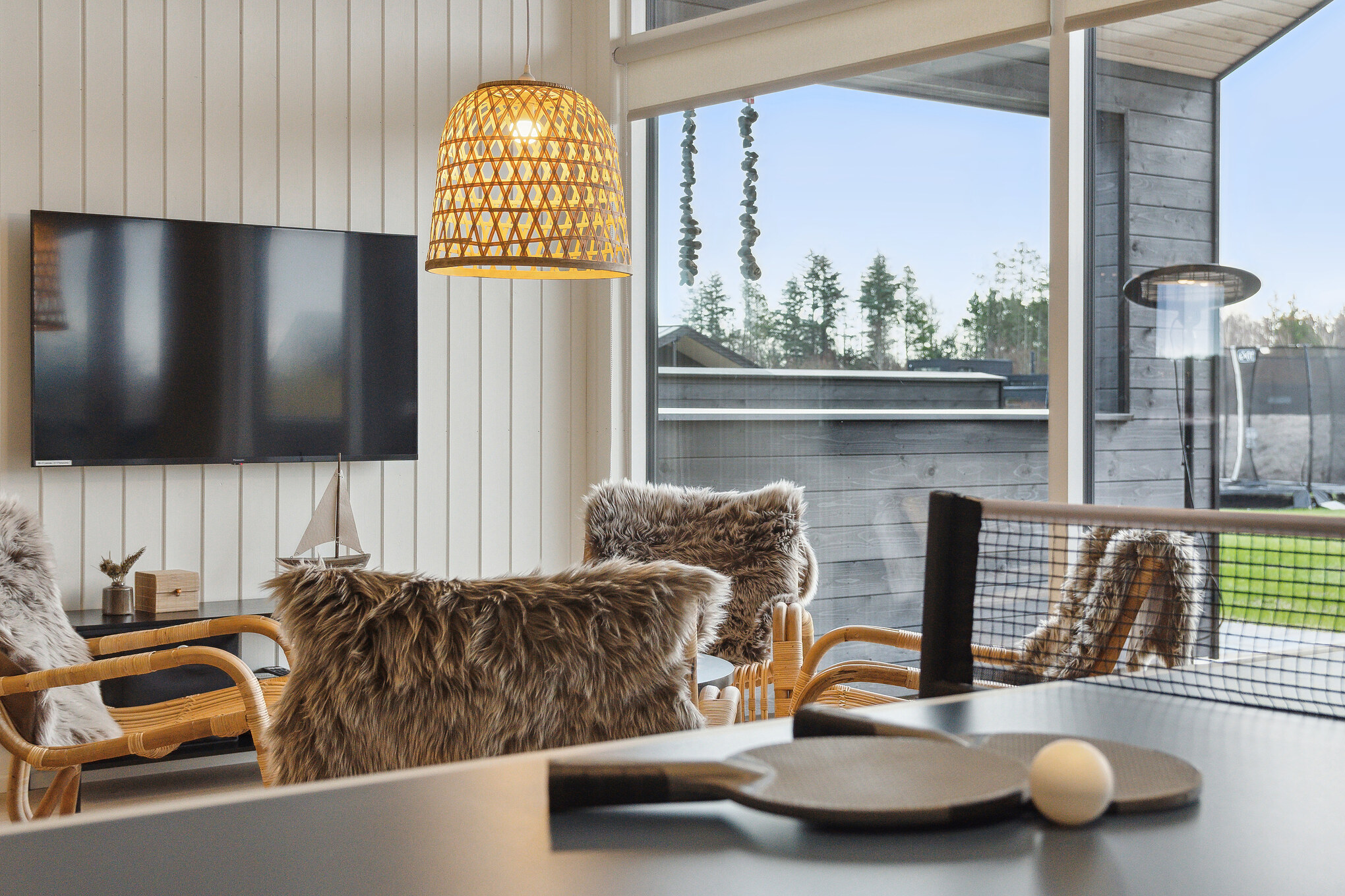 Das Luxusferienhaus 652 für 20 Personen hat einen großen Aktivitätsraum mit u. a. Billard und Darts
