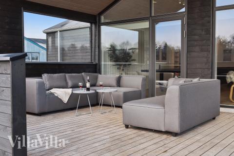 Das Luxusferienhaus Nr. 652 hat eine tolle Terrasse, die mit hochwertigen Gartenmöbeln für 20 Personen ausgestattet ist.