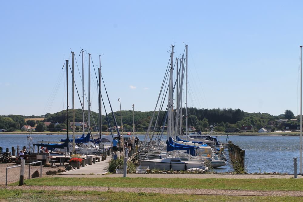 Der herrliche Strand in der Nähe von Luxusferienhaus Nr. 684 bei Limfjord.