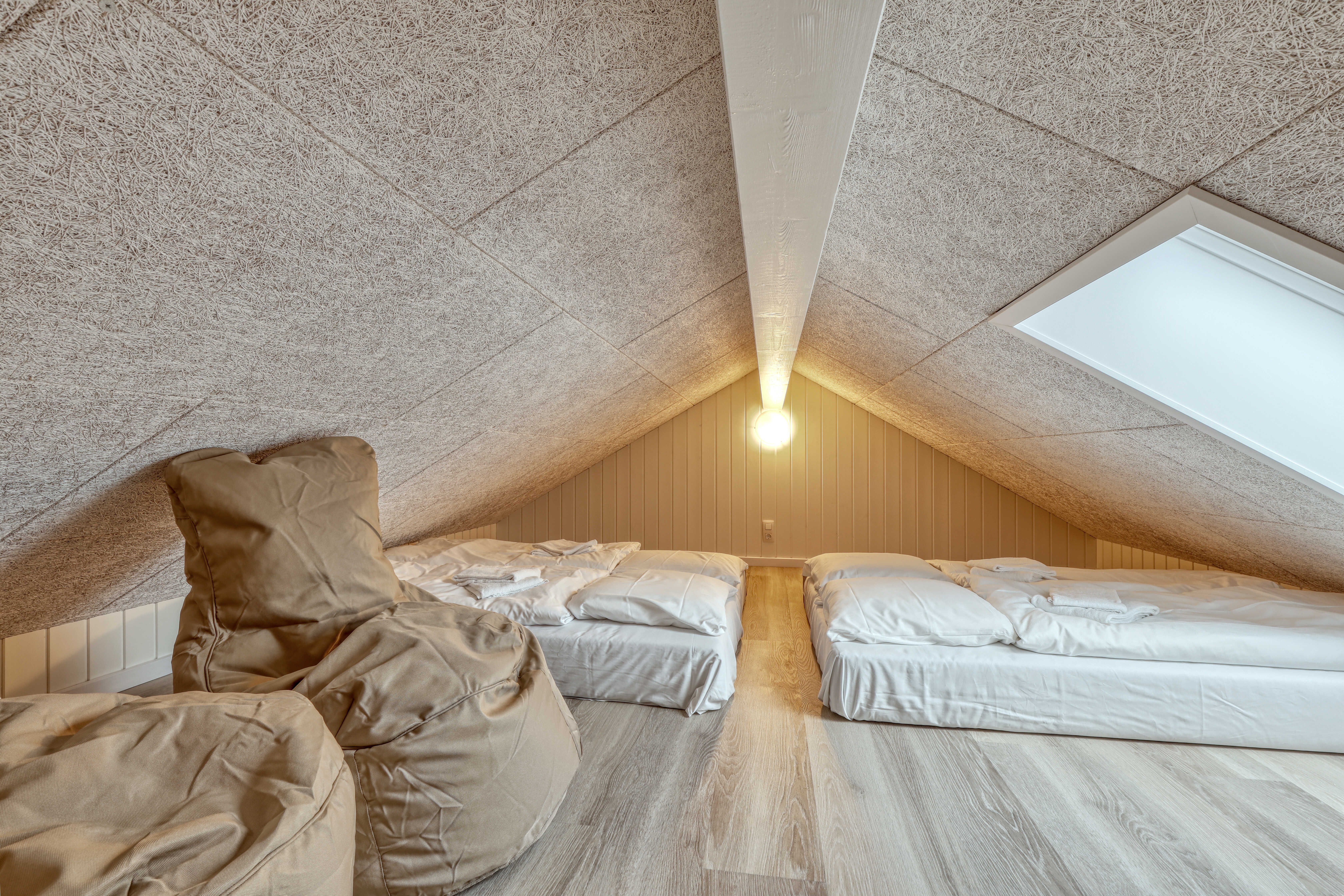 Einige der 14 Schlafgelegenheiten befinden sich im Luxusferienhaus Nr. 770 auf dem ausgebauten Dachboden