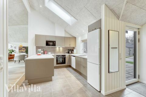 Die Küche in dem Luxusferienhaus Nr. 770 ist so gut ausgestattet, dass man problemlos Mahlzeiten für 14 Personen zubereiten kann.