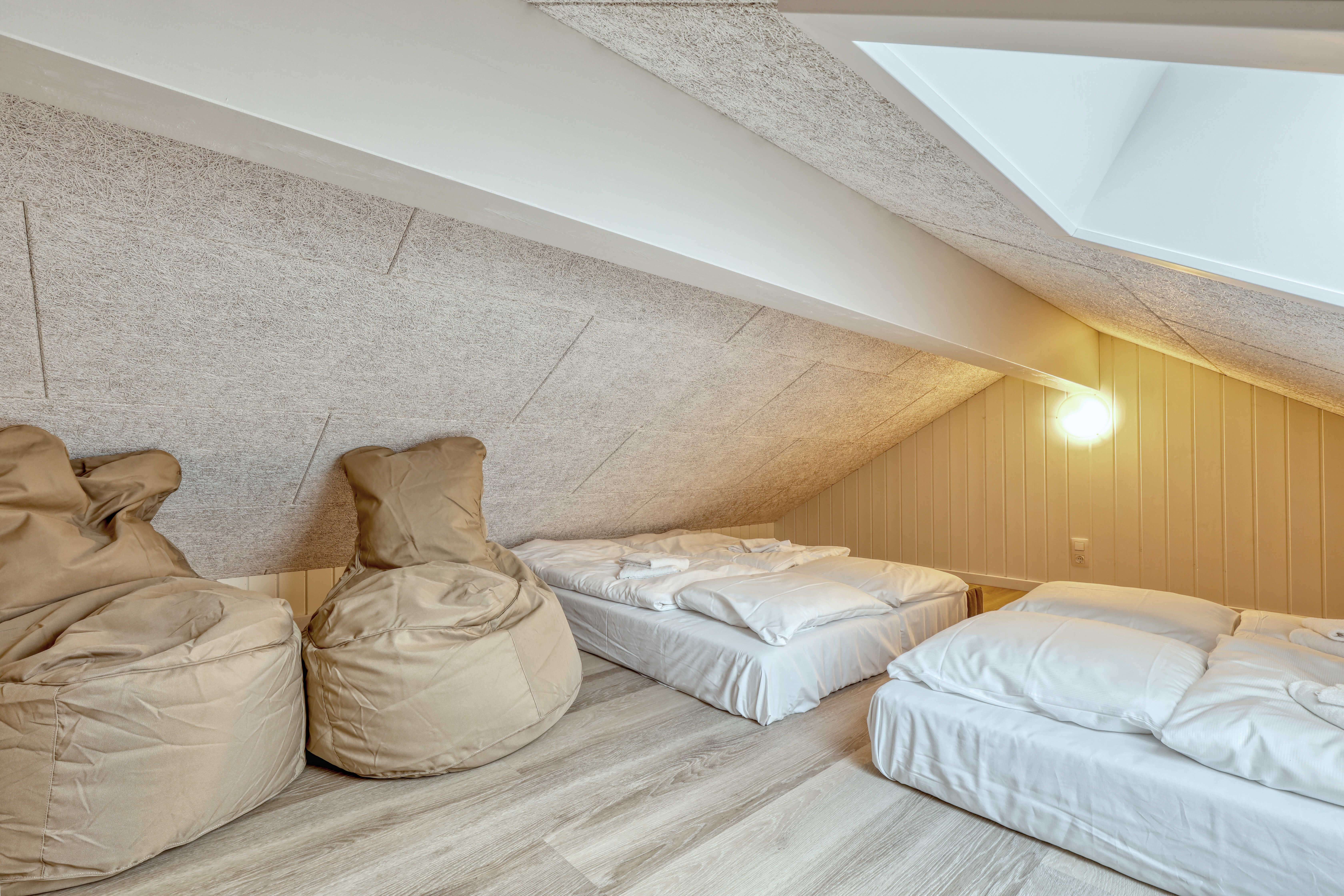 Einige der 14 Schlafgelegenheiten befinden sich im Luxusferienhaus Nr. 769 auf dem ausgebauten Dachboden