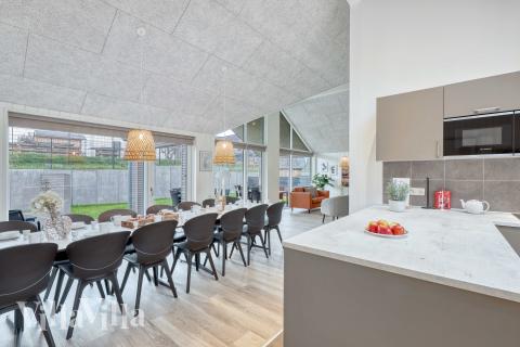 Die Küche in dem Luxusferienhaus Nr. 769 ist so gut ausgestattet, dass man problemlos Mahlzeiten für 14 Personen zubereiten kann.