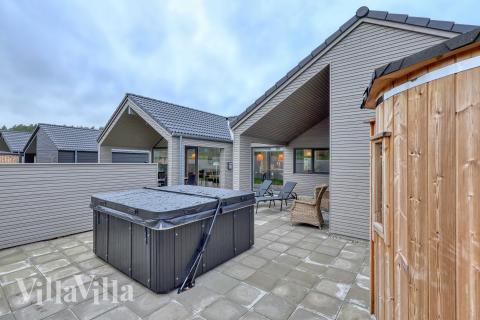 Genießen Sie einen Grillabend auf der Terrasse des Luxusferienhauses Nr. 768 in Deutschland