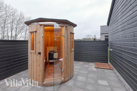 Genießen Sie die heiße Sauna im Luxusferienhaus Nr. 761 für 16 Personen